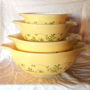 1983 vintage PYREX Shenandoah nesting bowls